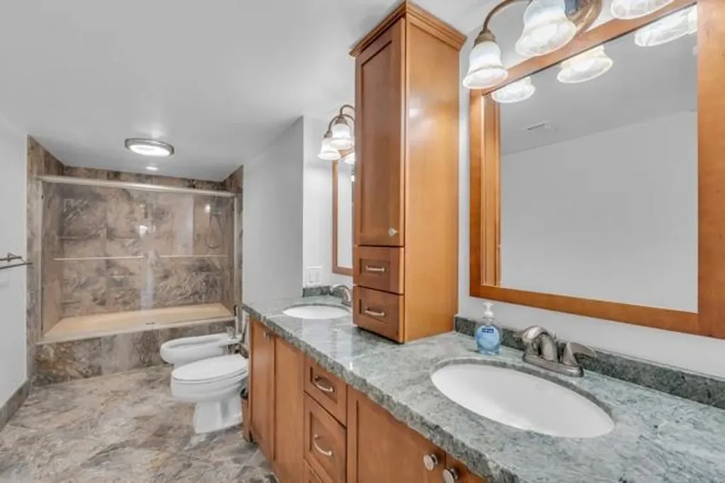 961 SE 20th Avenue Deerfield Beach FL 33441