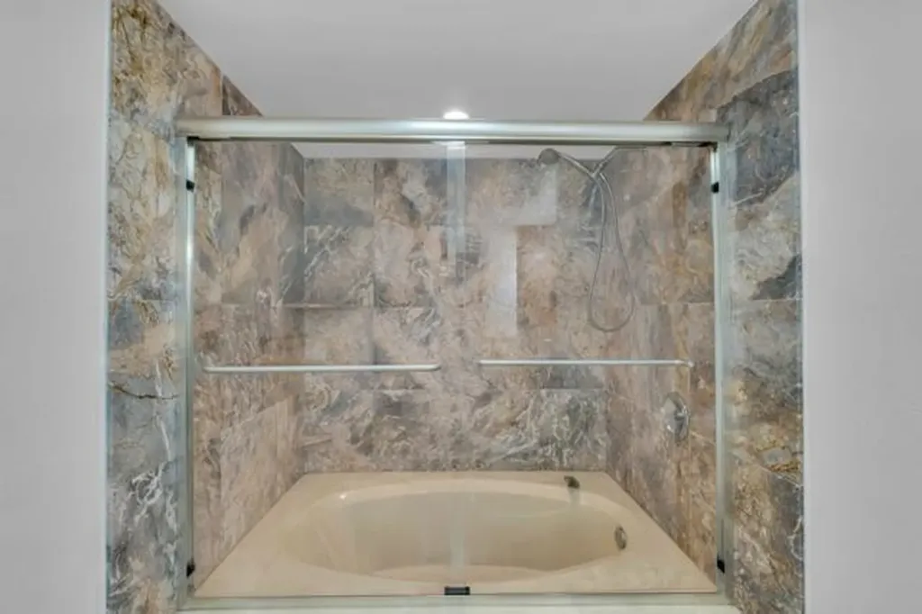 961 SE 20th Avenue Deerfield Beach FL 33441