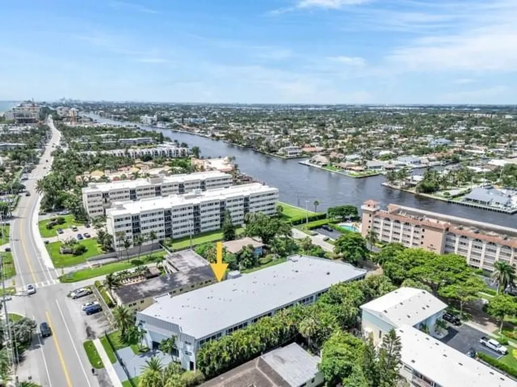 961 SE 20th Avenue Deerfield Beach FL 33441