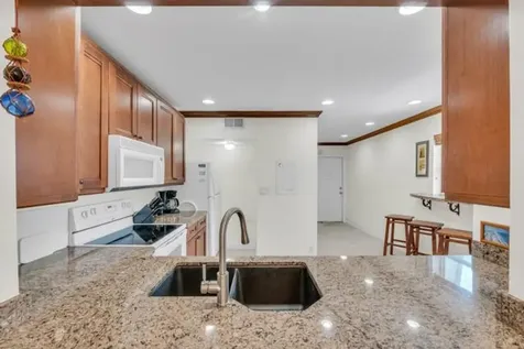 961 SE 20th Avenue Deerfield Beach FL 33441