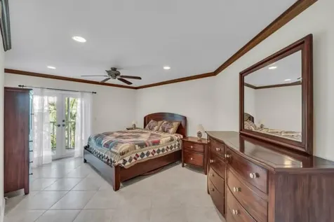 961 SE 20th Avenue Deerfield Beach FL 33441