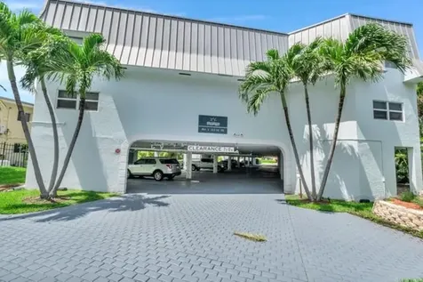 961 SE 20th Avenue Deerfield Beach FL 33441