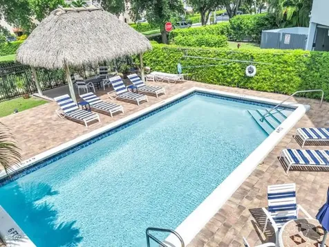 961 SE 20th Avenue Deerfield Beach FL 33441