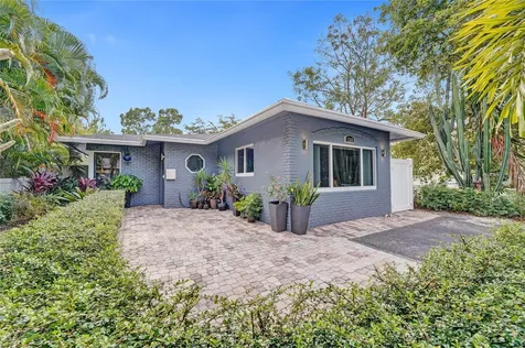 1280 NE 40th Street Oakland Park FL 33334