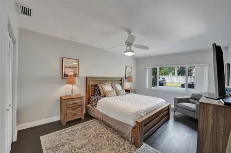 1280 NE 40th Street Oakland Park FL 33334