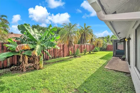 8621 NW 46th Court Lauderhill FL 33351