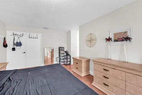 8621 NW 46th Court Lauderhill FL 33351