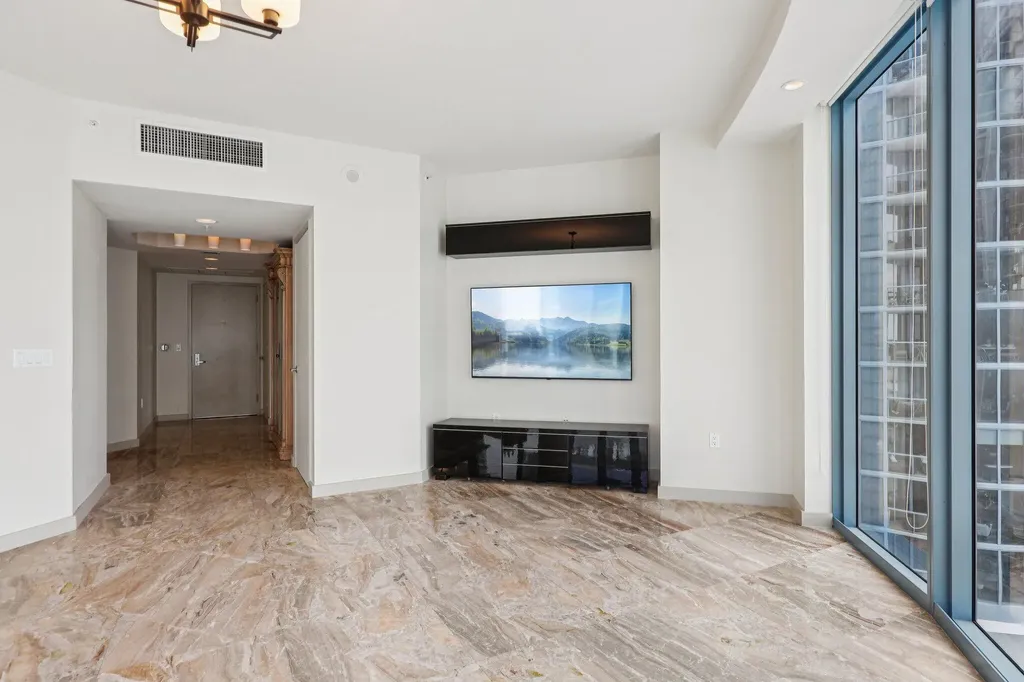 333 Las Olas Way Fort Lauderdale FL 33301