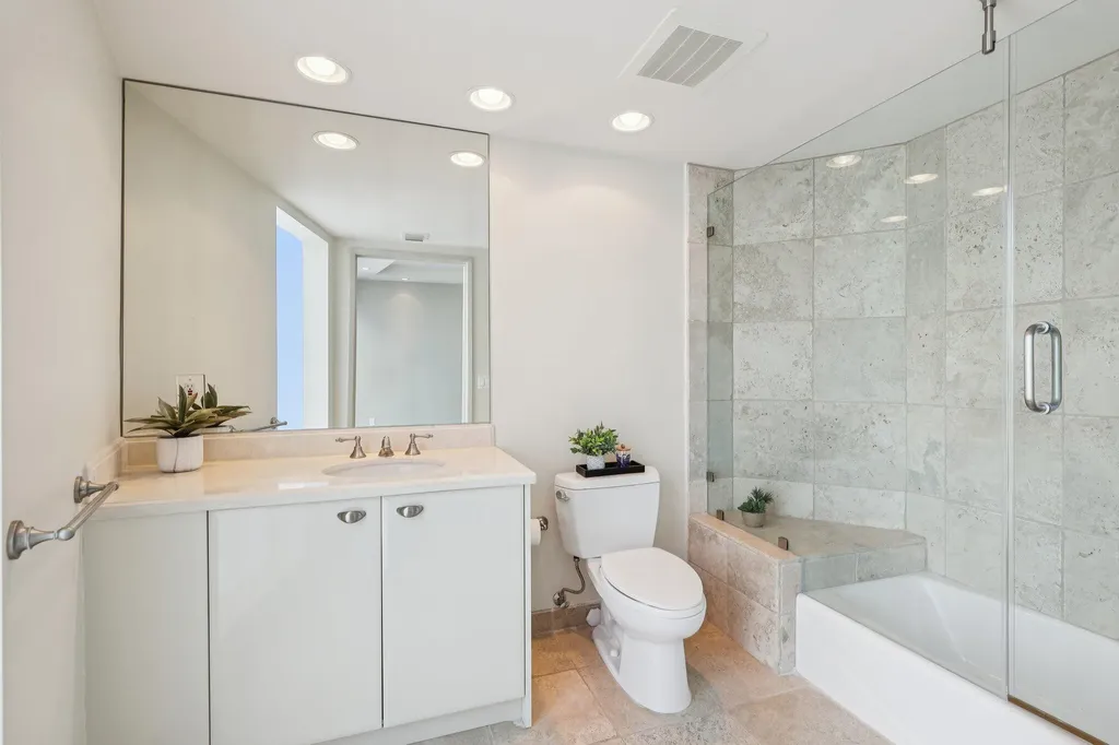 333 Las Olas Way Fort Lauderdale FL 33301
