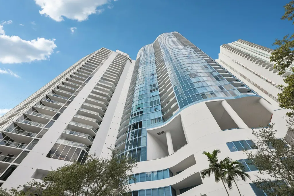 333 Las Olas Way Fort Lauderdale FL 33301