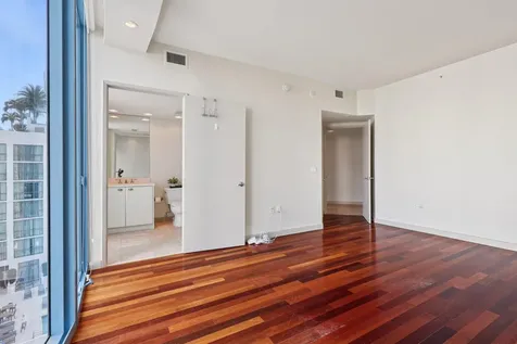 333 Las Olas Way Fort Lauderdale FL 33301