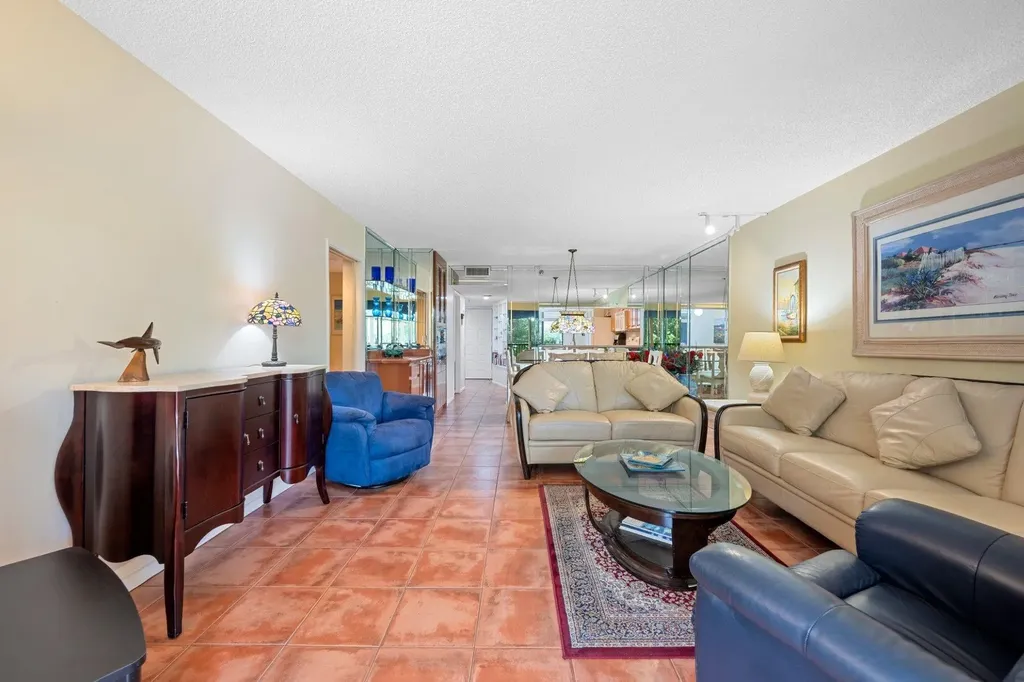 2206 S Cypress Bend Drive Pompano Beach FL 33069