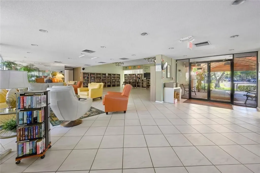 2206 S Cypress Bend Drive Pompano Beach FL 33069