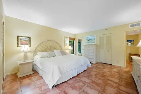 2206 S Cypress Bend Drive Pompano Beach FL 33069