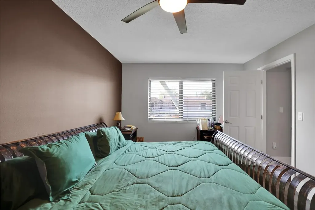 10700 NW 30th Place Sunrise FL 33322