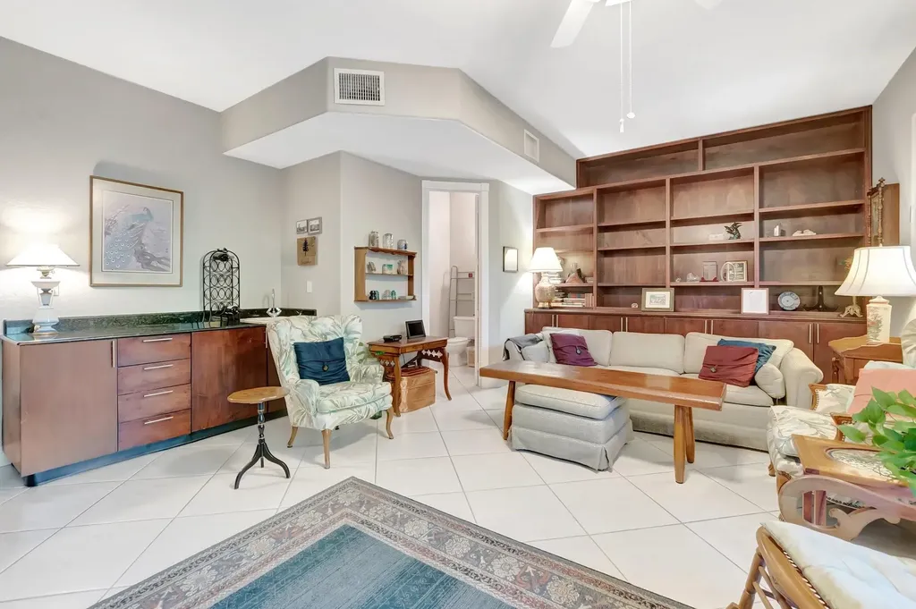 1776 Bay Drive Pompano Beach FL 33062