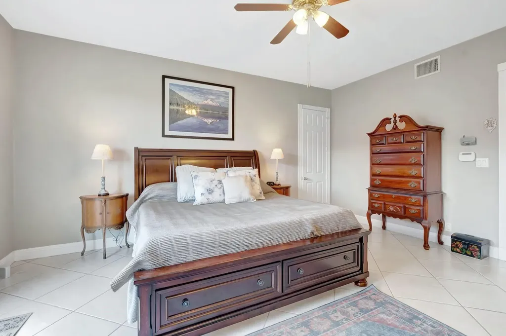 1776 Bay Drive Pompano Beach FL 33062