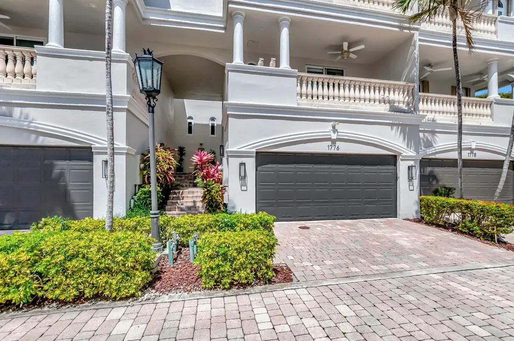 1776 Bay Drive Pompano Beach FL 33062