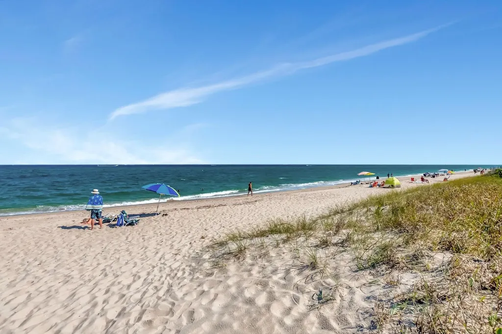 1776 Bay Drive Pompano Beach FL 33062