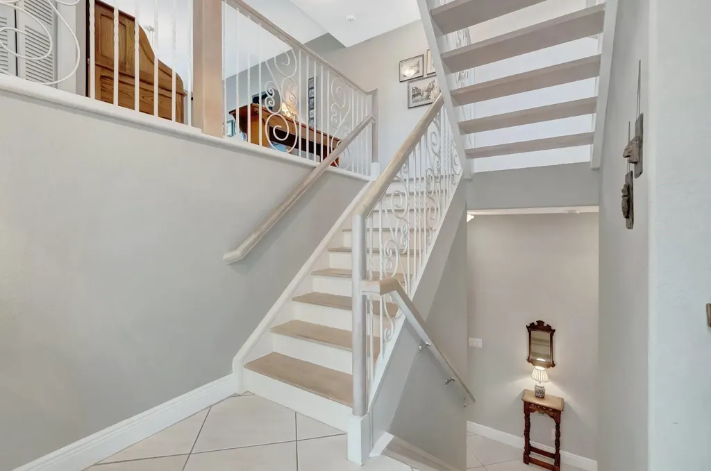 1776 Bay Drive Pompano Beach FL 33062