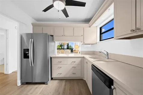 4800 Bayview Drive Fort Lauderdale FL 33308