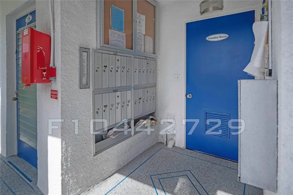 144 Farnham F Deerfield Beach FL 33442