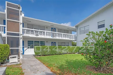 144 Farnham F Deerfield Beach FL 33442