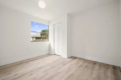 461 SW Meadow Terrace Port St Lucie FL 34984