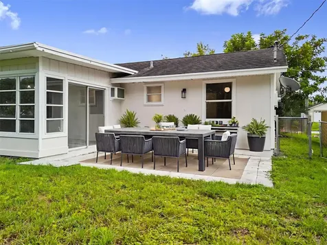 461 SW Meadow Terrace Port St Lucie FL 34984