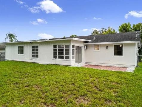 461 SW Meadow Terrace Port St Lucie FL 34984