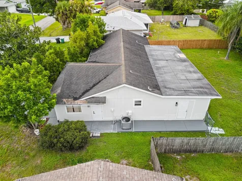 461 SW Meadow Terrace Port St Lucie FL 34984