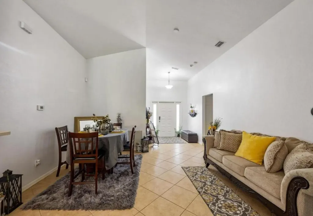 296 SW Panther Trace Port St Lucie FL 34953
