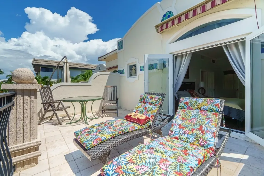 70 Isle Of Venice Fort Lauderdale FL 33301