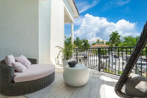 70 Isle Of Venice Fort Lauderdale FL 33301