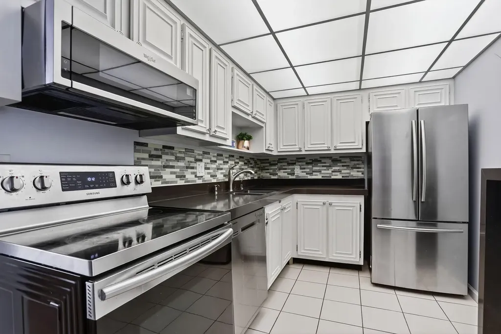 1428 SE 4th Avenue Deerfield Beach FL 33441