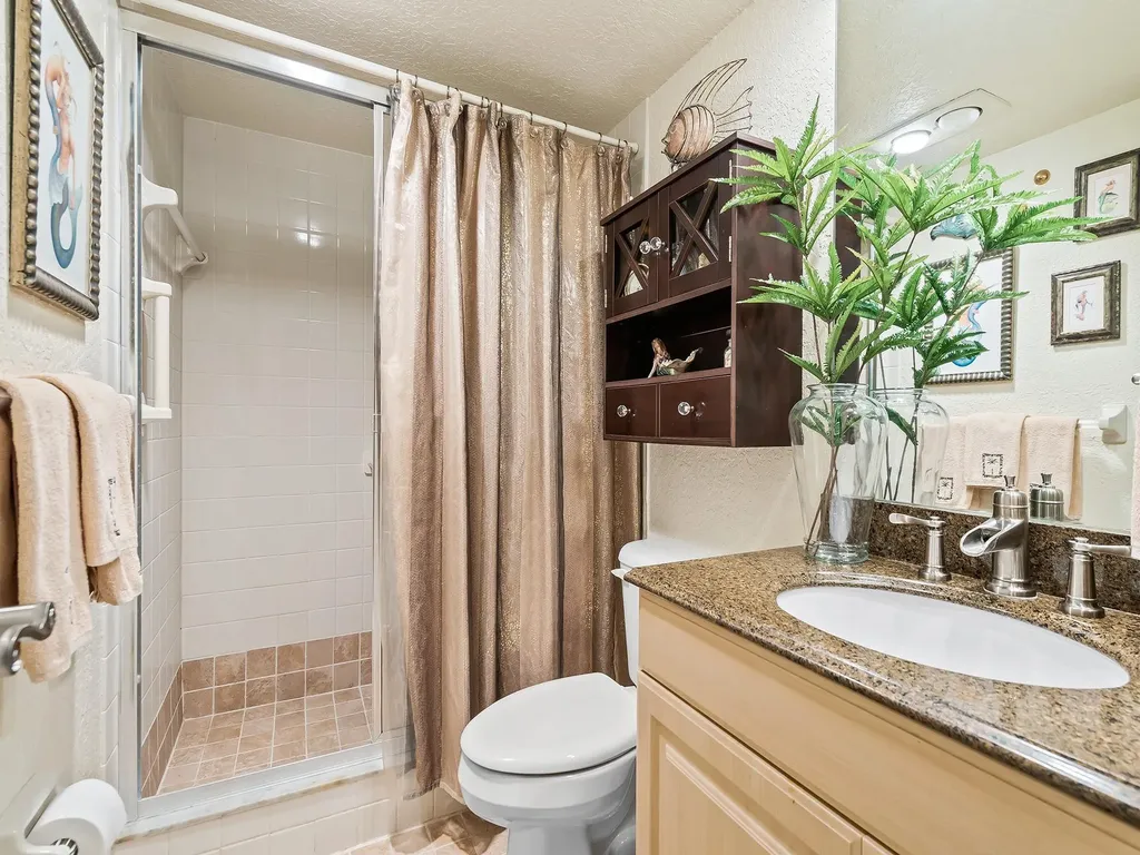 4221 W Palm Aire Drive Pompano Beach FL 33069