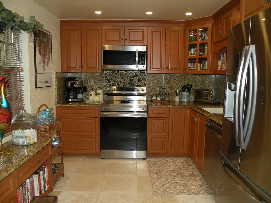 4221 W Palm Aire Drive Pompano Beach FL 33069