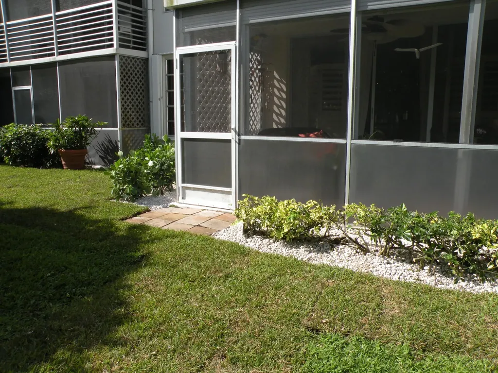 4221 W Palm Aire Drive Pompano Beach FL 33069