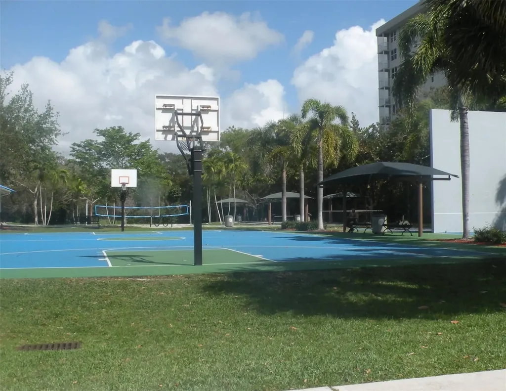 4221 W Palm Aire Drive Pompano Beach FL 33069