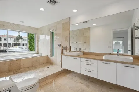 40 Isla Bahia Drive Fort Lauderdale FL 33316