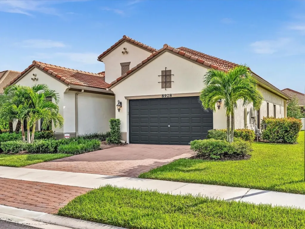 8928 Bastille Circle Parkland FL 33076