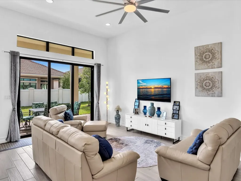 8928 Bastille Circle Parkland FL 33076