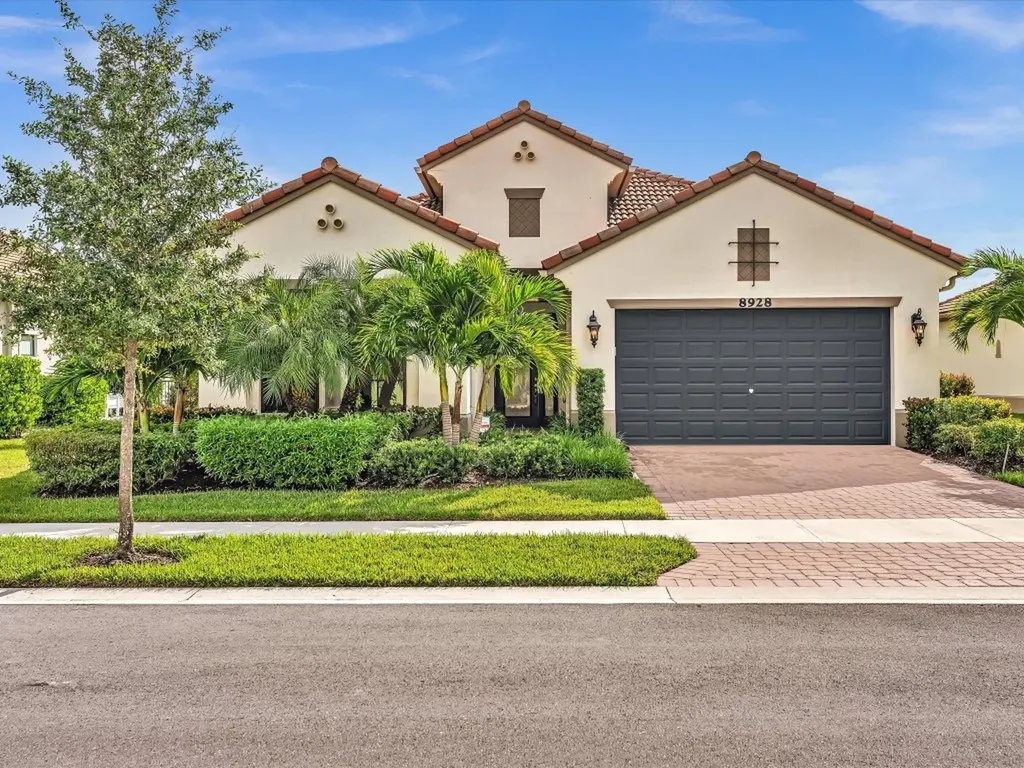 8928 Bastille Circle Parkland FL 33076