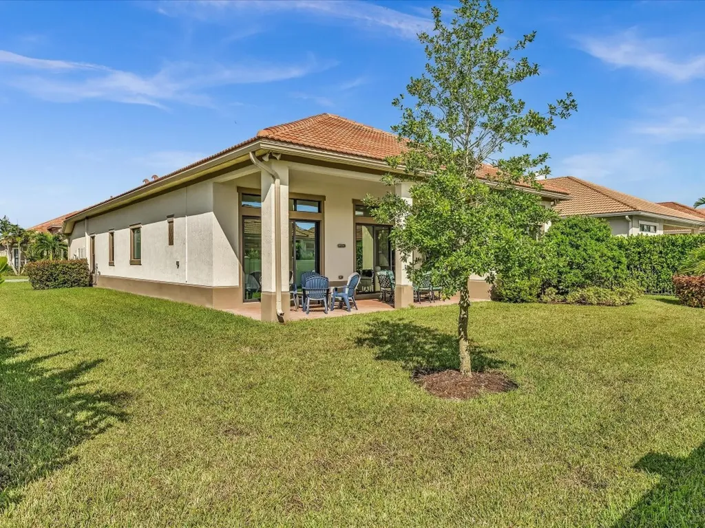 8928 Bastille Circle Parkland FL 33076