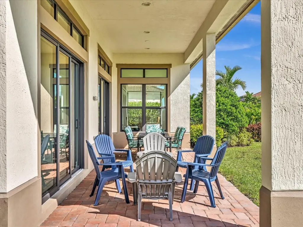 8928 Bastille Circle Parkland FL 33076