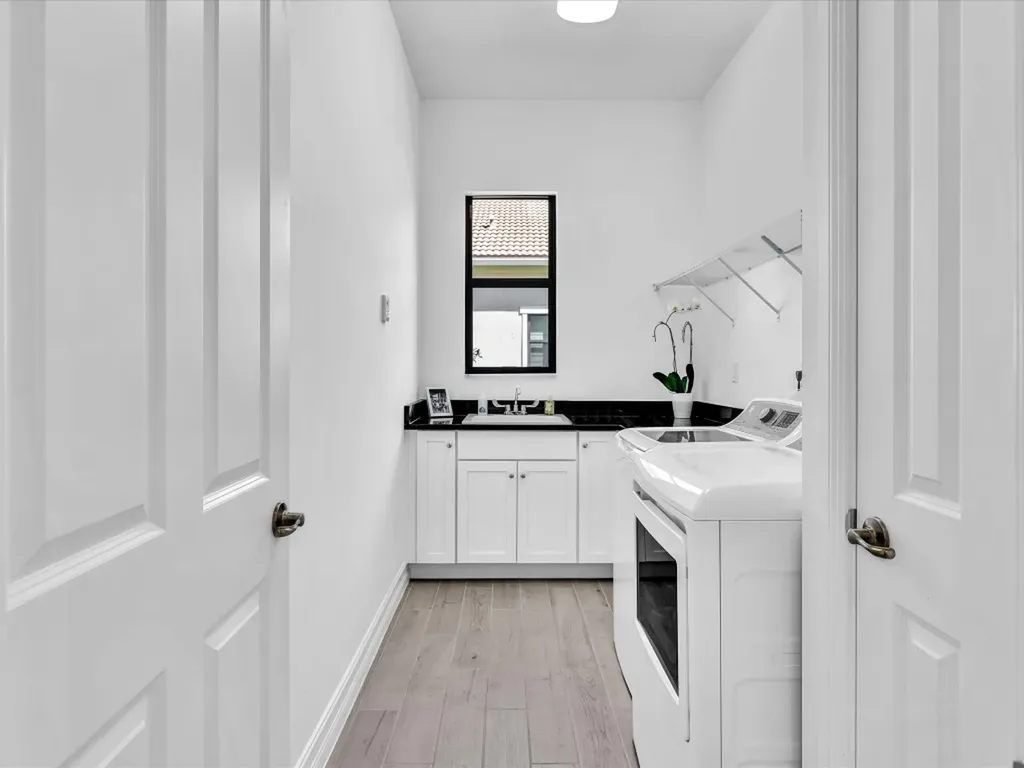 8928 Bastille Circle Parkland FL 33076