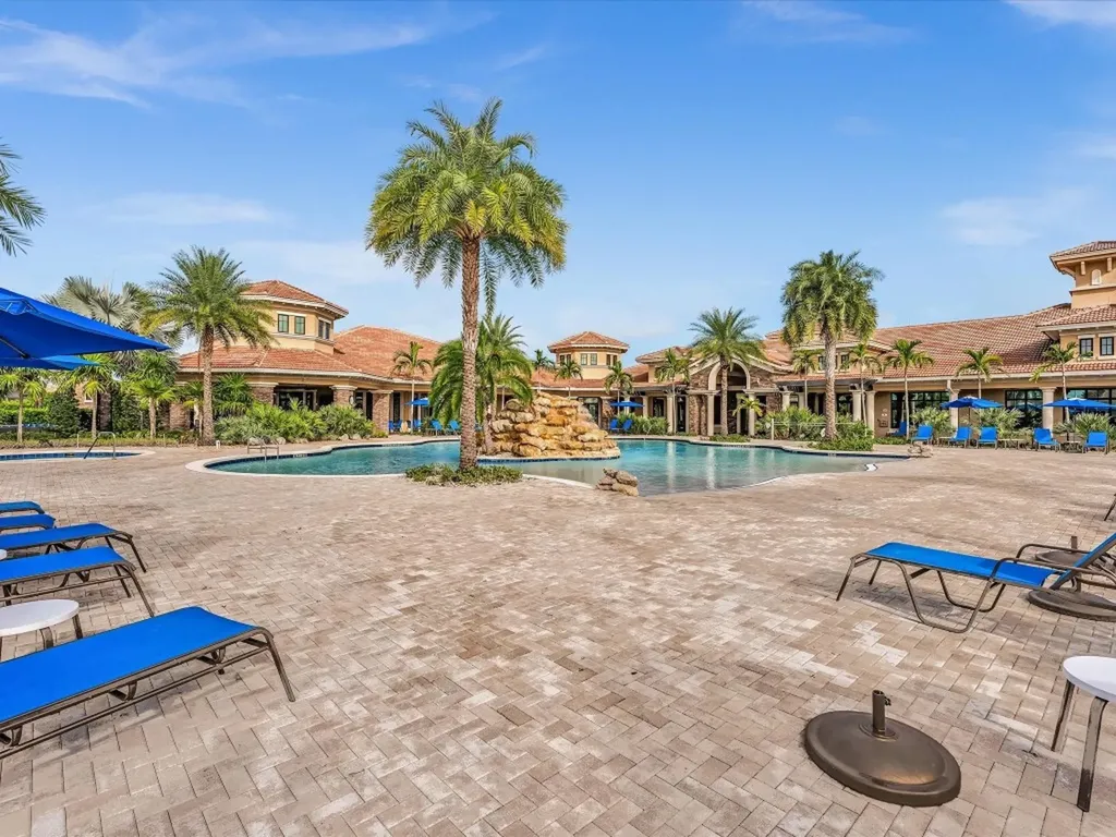 8928 Bastille Circle Parkland FL 33076