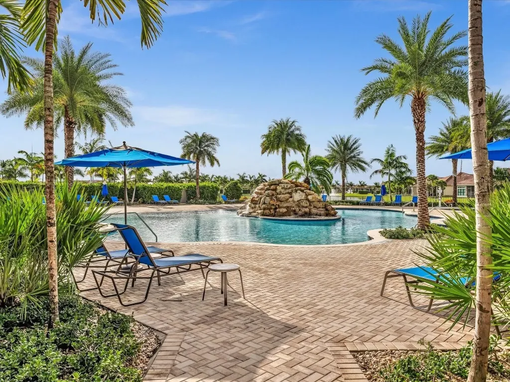8928 Bastille Circle Parkland FL 33076