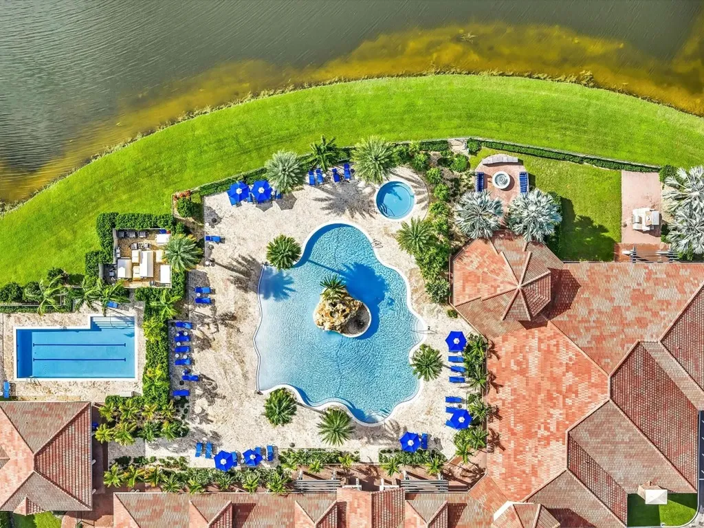 8928 Bastille Circle Parkland FL 33076