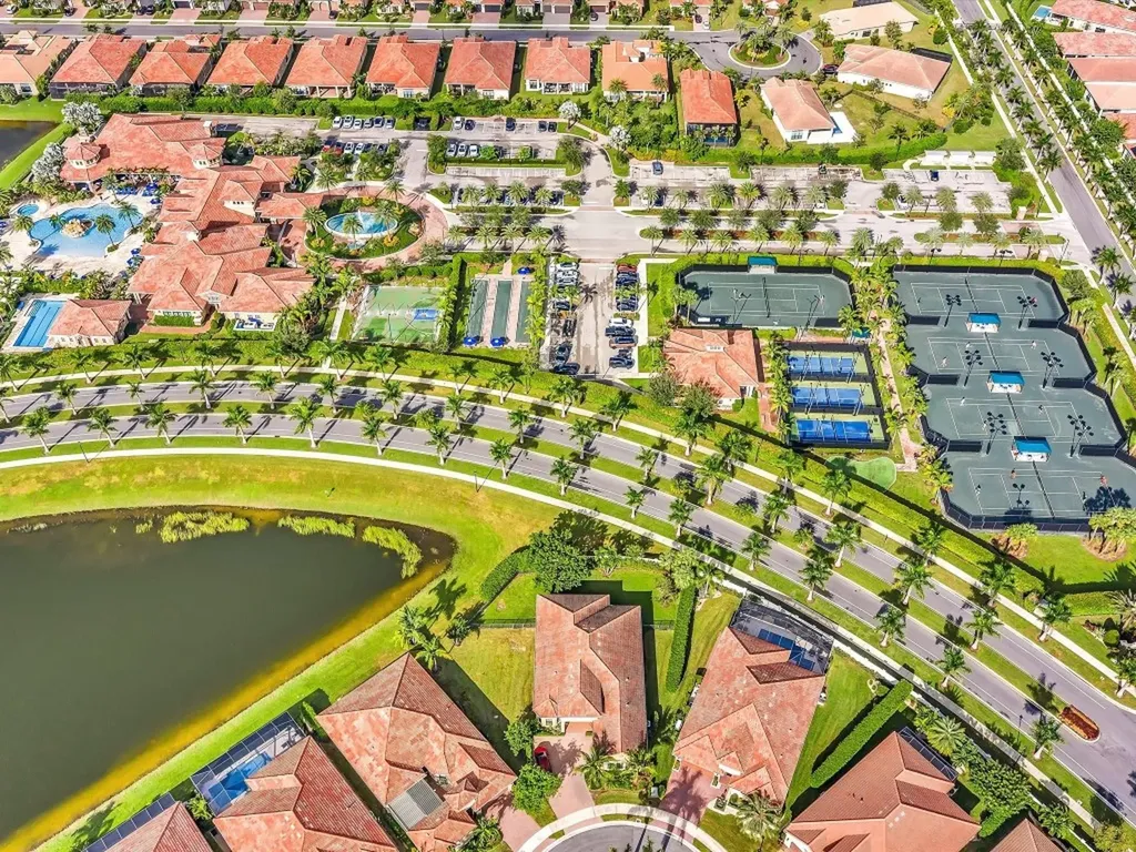 8928 Bastille Circle Parkland FL 33076